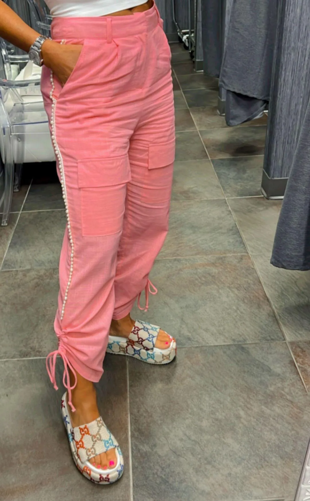 3143 Jogger pants with pearls on sides