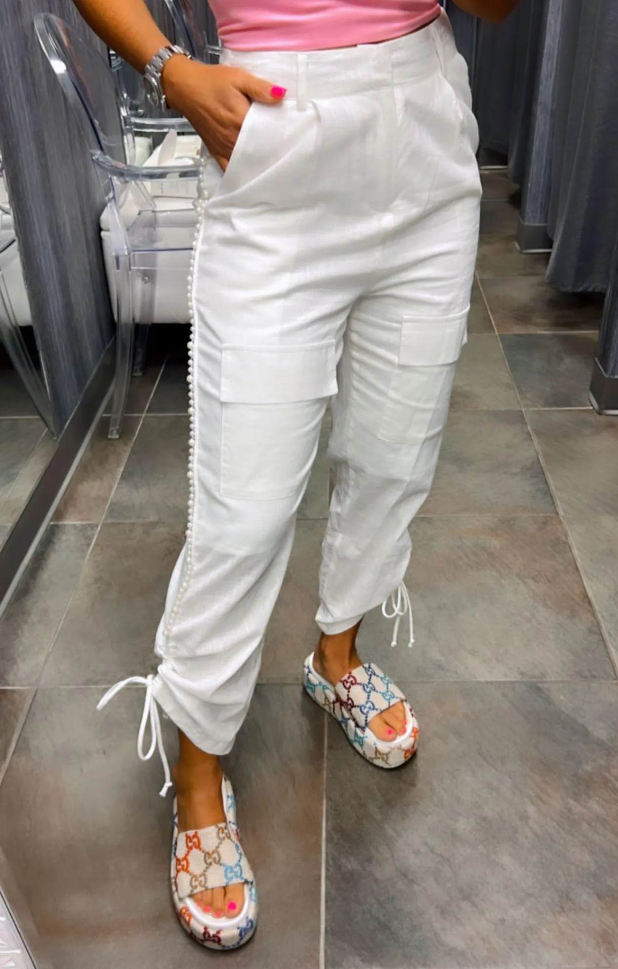 3143 Jogger pants with pearls on sides