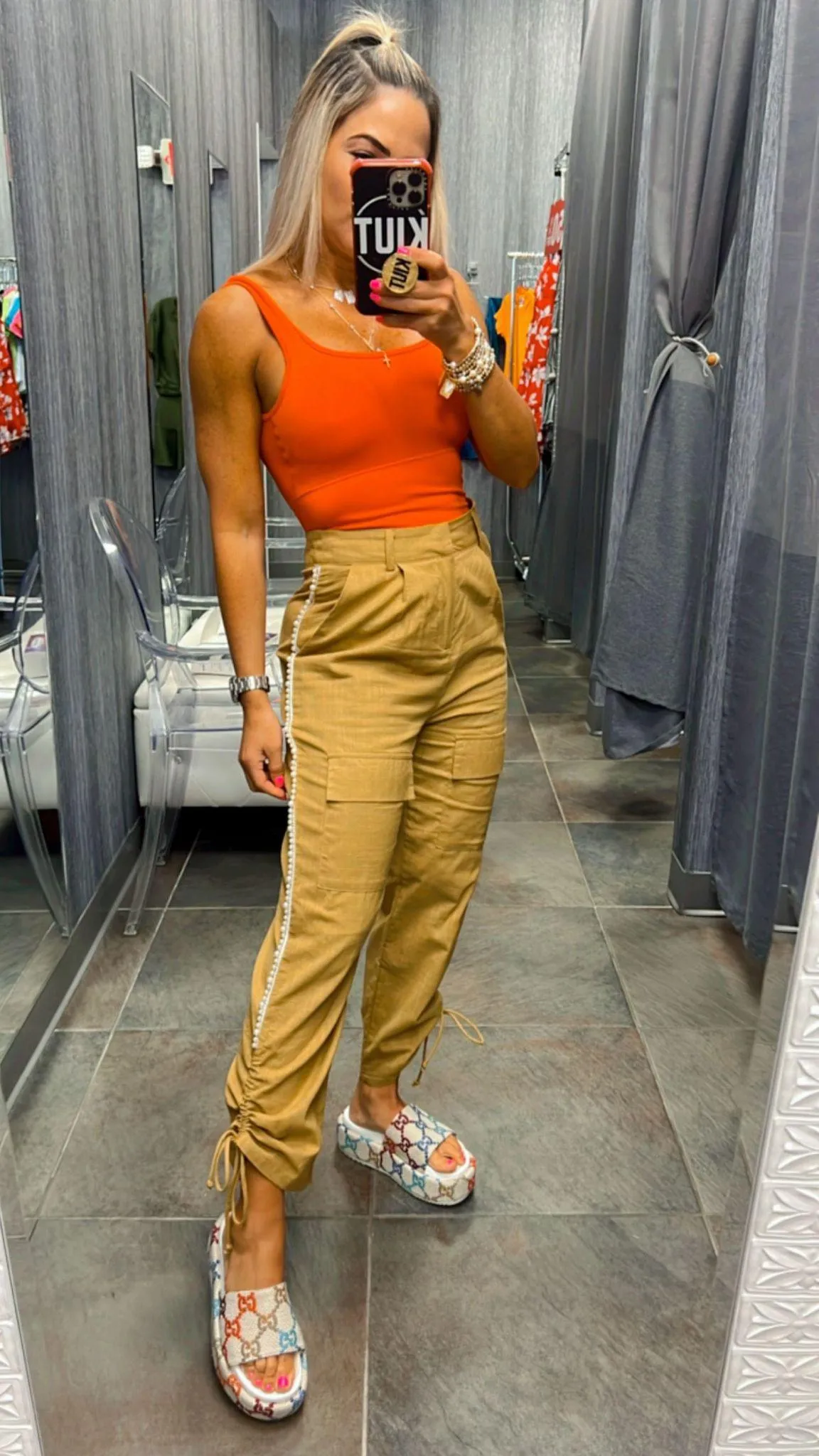 3143 Jogger pants with pearls on sides